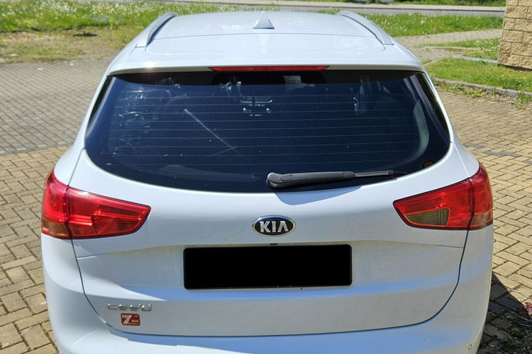 Kia Cee'd Salon Polska - 1.6 Benzyna zdjęcie 5