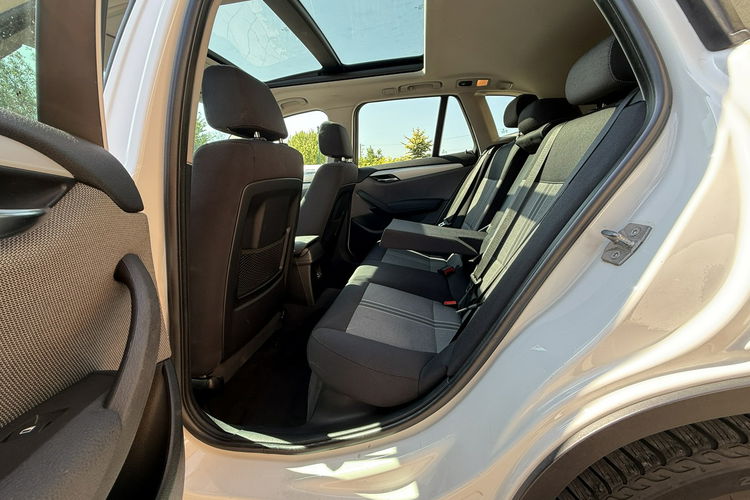 BMW X1 2.0 XDrive 177KM automat kamera navi panorama bezwypadkowa z Niemiec zdjęcie 17