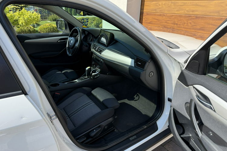 BMW X1 2.0 XDrive 177KM automat kamera navi panorama bezwypadkowa z Niemiec zdjęcie 9