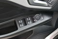 samochód osobowy Ford zdjęcie 29