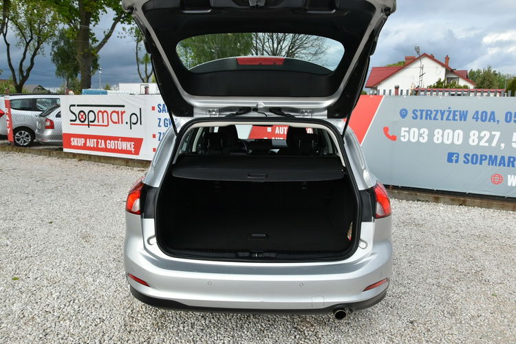 Ford Focus 1.5HDi 120KM Manual 2020r SALON FullLED NAVi TEMPOMAT 2xPDC Rezerwacja zdjęcie 38