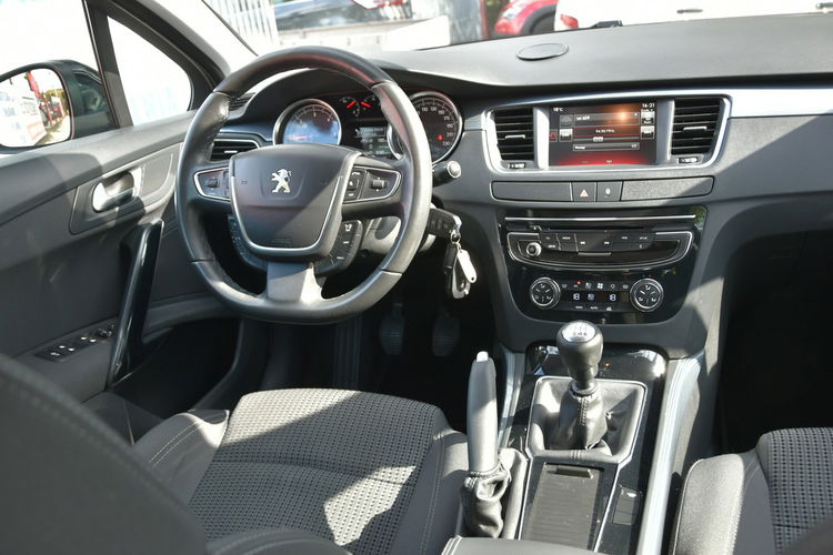Peugeot 508 SW 1.6HDi 120KM 2017r. SALON alufelgi climatronic TEMPOMAT 150tkm zdjęcie 9