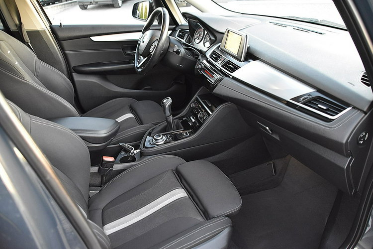 BMW 218 2.0d 150km Led Navi Panorama Gwarancja zdjęcie 13
