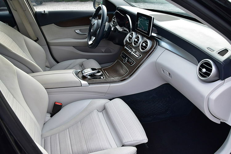 Mercedes C 350 E 300KM Navi Kamera Led Pół-Skóra Gwarancja zdjęcie 13