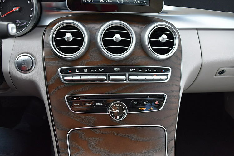 Mercedes C 350 E 300KM Navi Kamera Led Pół-Skóra Gwarancja zdjęcie 16