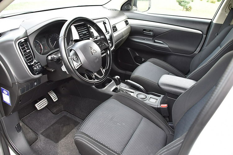 Mitsubishi Outlander 2.0B 150Km Navi Led Kamera Gwarancja zdjęcie 10