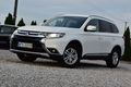 samochód osobowy Mitsubishi zdjęcie 16