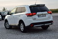 samochód osobowy Mitsubishi zdjęcie 19
