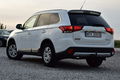 samochód osobowy Mitsubishi zdjęcie 20