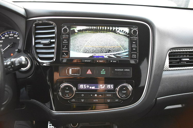 Mitsubishi Outlander 2.0B 150Km Navi Led Kamera Gwarancja zdjęcie 7