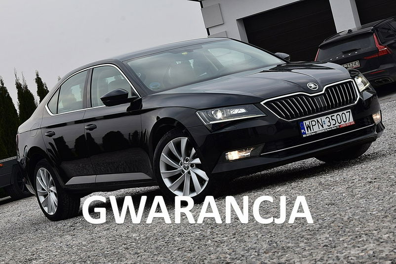 samochód osobowy Skoda zdjęcie 1