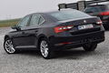 samochód osobowy Skoda zdjęcie 4