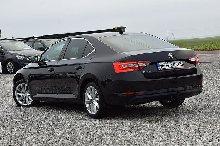Skoda Superb Podgrzewane Fotele Xenon Led Navi Gwarancja zdjęcie 20