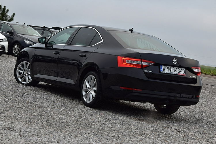 Skoda Superb Podgrzewane Fotele Xenon Led Navi Gwarancja zdjęcie 3