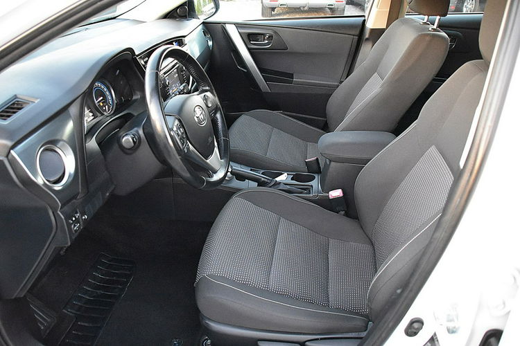 Toyota Auris 1.8 HYBRID Kamera Alu Gwarancja zdjęcie 10