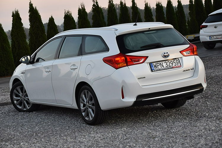 Toyota Auris 1.8 HYBRID Kamera Alu Gwarancja zdjęcie 18