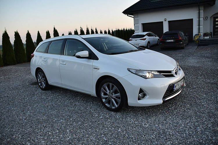 Toyota Auris 1.8 HYBRID Kamera Alu Gwarancja zdjęcie 23