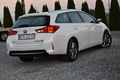 samochód osobowy Toyota zdjęcie 4