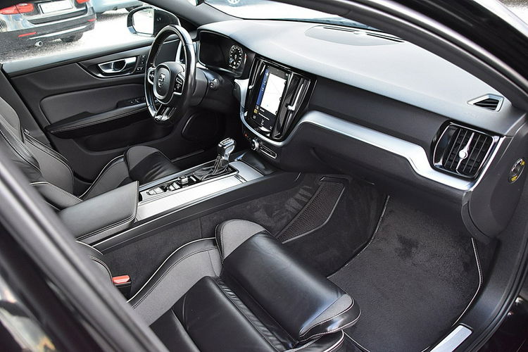 Volvo V60 2.0T4 210Km Polestar R-Design Skóra Led Navi Gwarancja zdjęcie 11