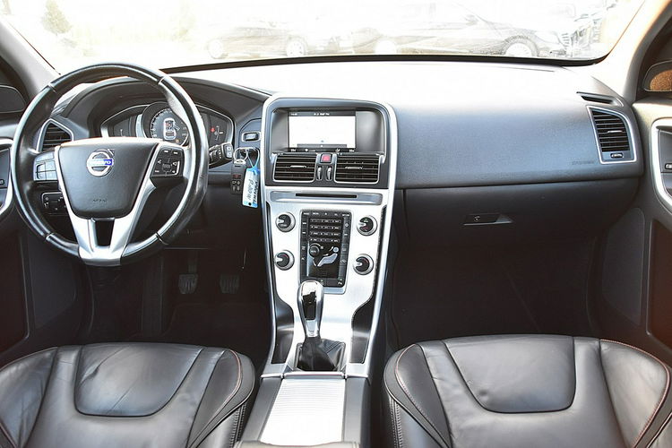 Volvo XC 60 2.0D4 181Km OCEAN RACE Skóra Led Navi Gwarancja zdjęcie 12