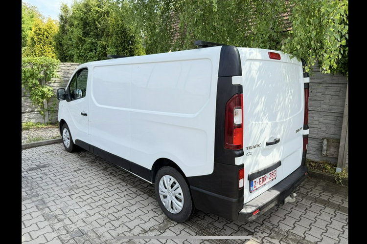 Renault Trafic klima - bardzo zadbany zdjęcie 13
