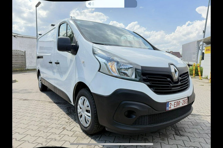 Renault Trafic klima - bardzo zadbany zdjęcie 19
