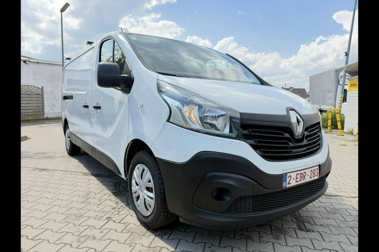 Renault Trafic klima - bardzo zadbany zdjęcie 20