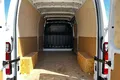 samochód dostawczy Renault zdjęcie 12
