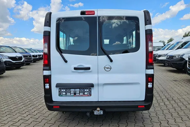Opel vivaro zdjęcie 10