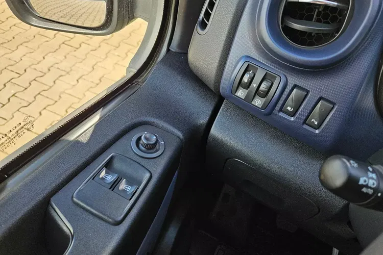 Opel vivaro zdjęcie 18