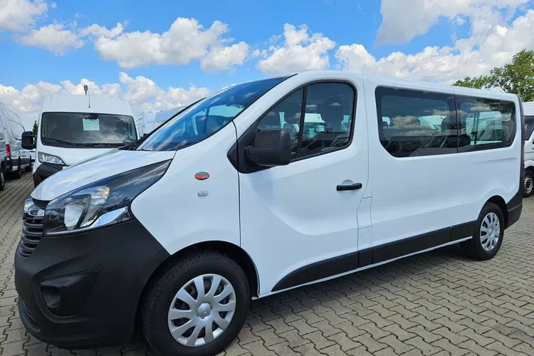 Opel vivaro zdjęcie 5