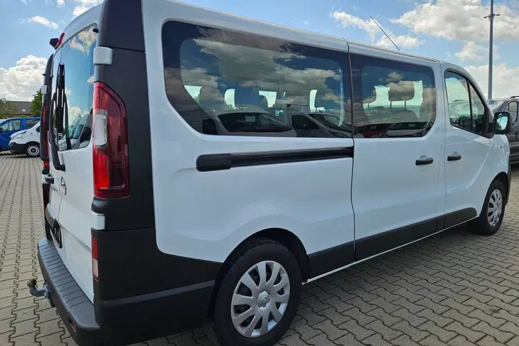 Opel vivaro zdjęcie 9