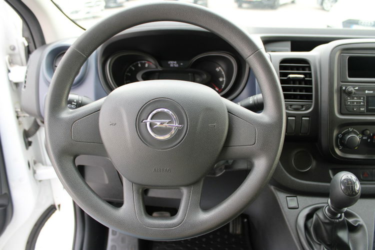 Opel Vivaro L1H1 F-VAT Gwarancja 120HP zdjęcie 14