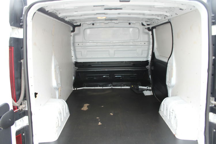 Opel Vivaro L1H1 F-VAT Gwarancja 120HP zdjęcie 21
