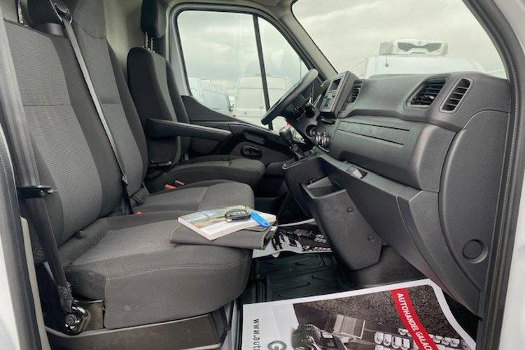 Renault Master SALON PL / CARRIER CHŁODNIA - MROŻNIA -15st.C / PRĄD 220V / 103 tys.km zdjęcie 13