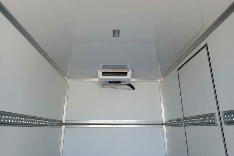 IVECO Daily 35S18H zdjęcie 13
