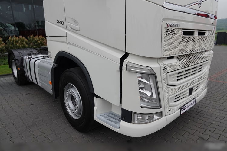 Volvo FH 540 /HYDRAULIKA DWUOBWODOWA  / NISKA KABINA  / OPONY 100% / PO KONTRAKCIE SERWISOWYM zdjęcie 9