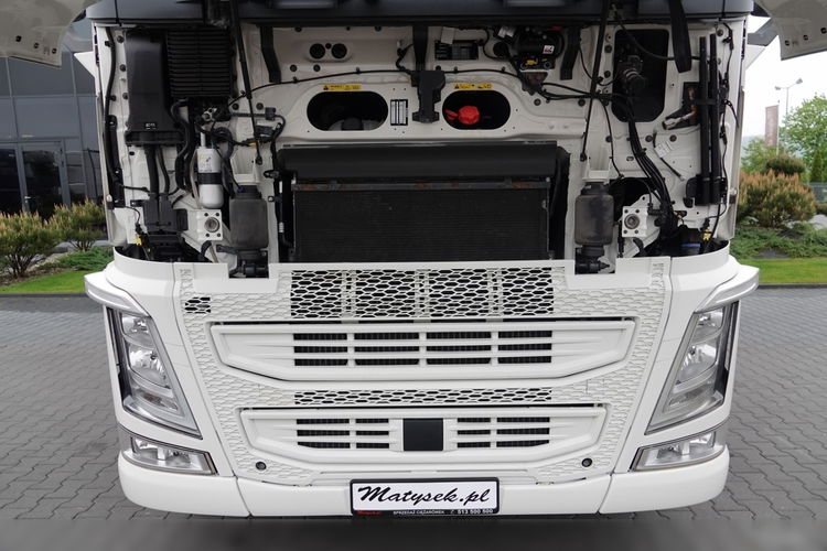 Volvo FH 540 /HYDRAULIKA DWUOBWODOWA  / NISKA KABINA  / OPONY 100% / PO KONTRAKCIE SERWISOWYM zdjęcie 35