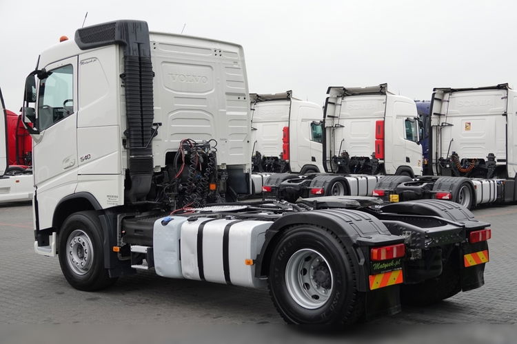 Volvo FH 540 /HYDRAULIKA DWUOBWODOWA  / NISKA KABINA  / OPONY 100% / PO KONTRAKCIE SERWISOWYM zdjęcie 6