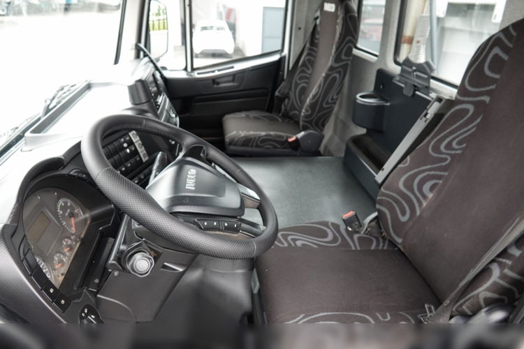 Iveco TRAKKER 450 / 6x4 / WYWROTKA / HYDROBURTA / BORDMATIC / EURO 6 / MEILLER KIPPER zdjęcie 34