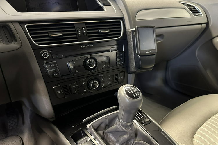 A4 Audi A4 B8 2.0 TDI 143KM Zadbany Po Opłatach Gwarancja Raty Xenon Led zdjęcie 9