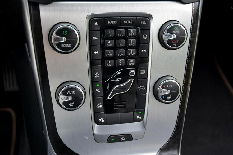Volvo V40 Ocean Race Xenon LED Navi Skóry Virtual zegary Alu 17" Aso Piękny zdjęcie 30