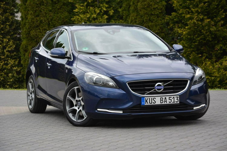 Volvo V40 Ocean Race Xenon LED Navi Skóry Virtual zegary Alu 17" Aso Piękny zdjęcie 9