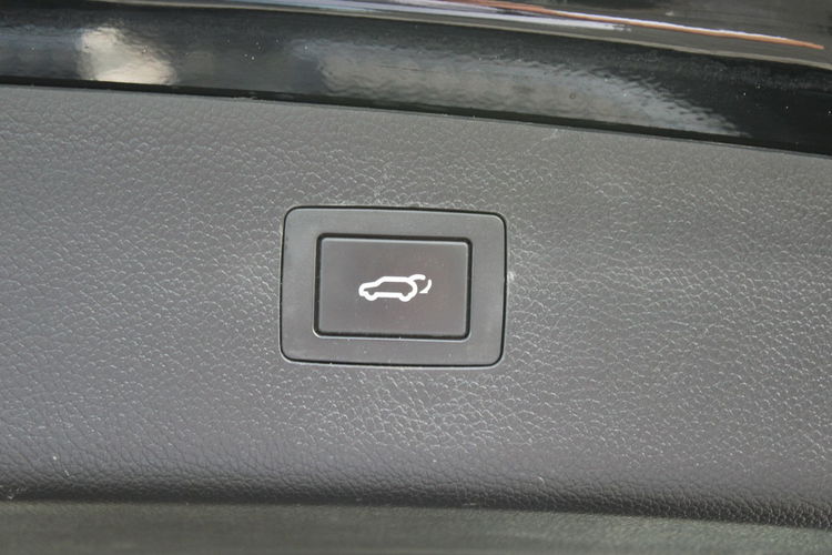 Hyundai i40 Premium Kamera g.kierownica Skora Panorama zdjęcie 13