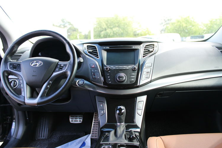 Hyundai i40 Premium Kamera g.kierownica Skora Panorama zdjęcie 15