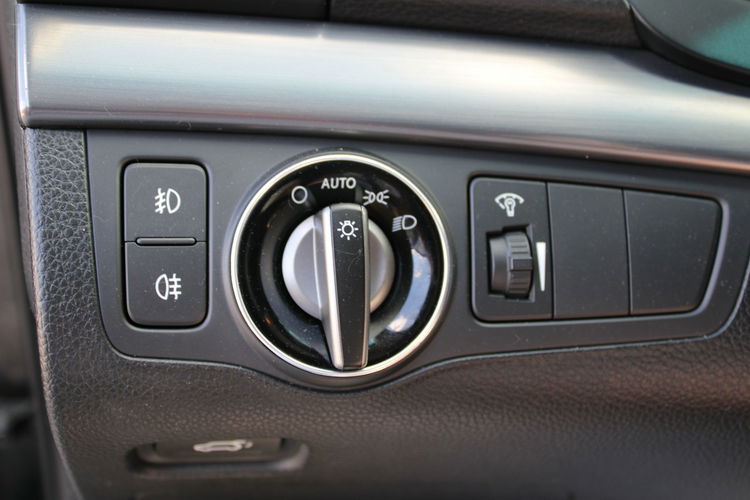 Hyundai i40 Premium Kamera g.kierownica Skora Panorama zdjęcie 23