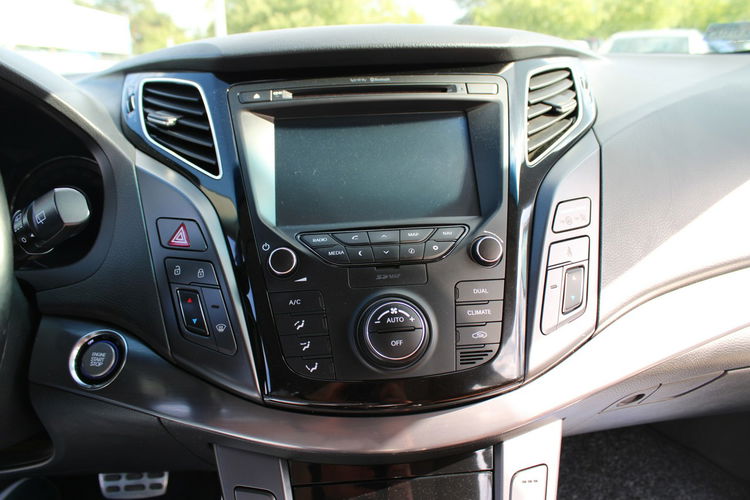 Hyundai i40 Premium Kamera g.kierownica Skora Panorama zdjęcie 30