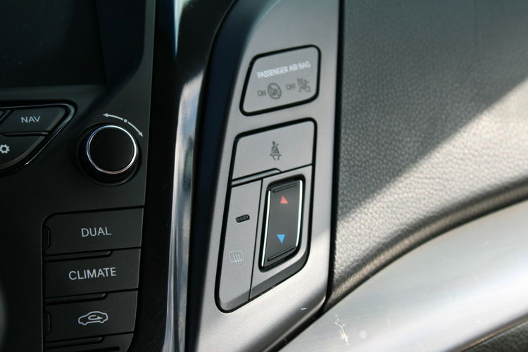 Hyundai i40 Premium Kamera g.kierownica Skora Panorama zdjęcie 32