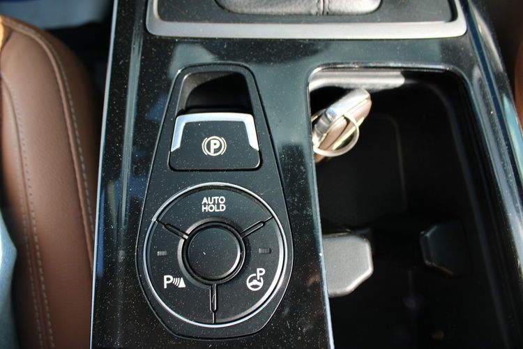 Hyundai i40 Premium Kamera g.kierownica Skora Panorama zdjęcie 37