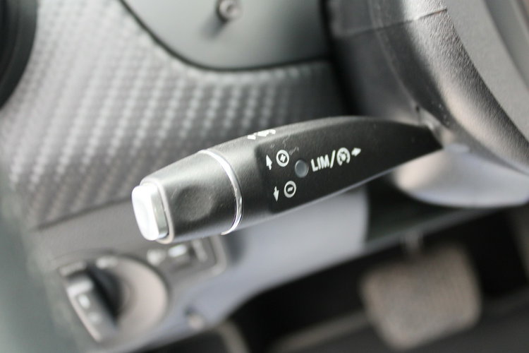 Mercedes GLA 180 F-vat Gwarancja netto 67 398 PLN Salon Polska Automat zdjęcie 14